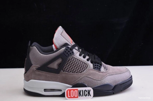 HYPE Jordan Retro Air 4 DB0732-200 